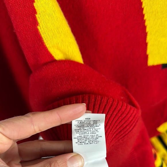 Moschino Red Wool & Cashmere Jumper Dress with Yellow Heart Design - Picture 5 of 9